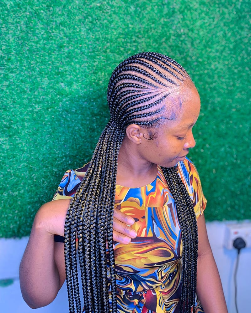 Long Fulani Braids Styles for Melanin Women