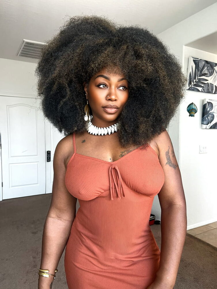 Long Afro hairstyles for Melanin Women