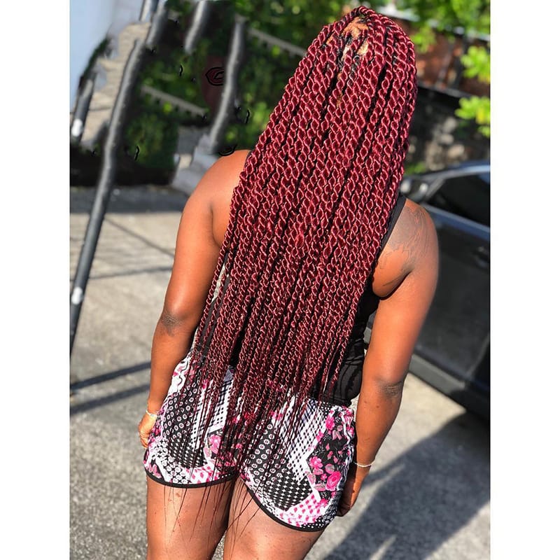 Long Twisted Braids with Different Colors