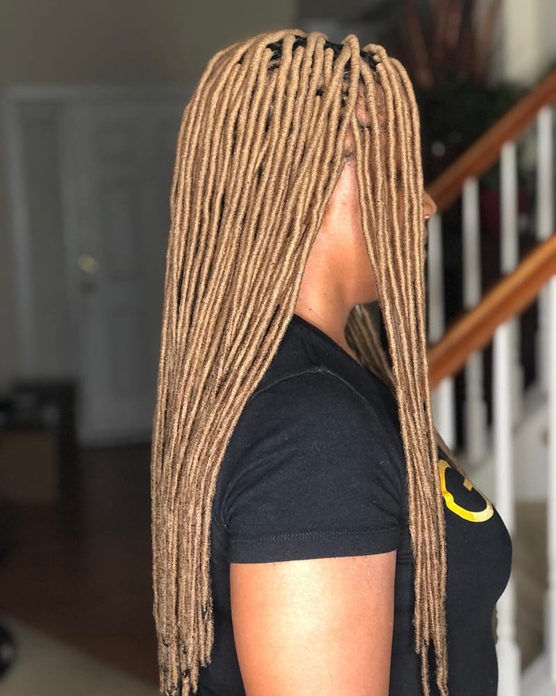 Long Yarn Locs as Protective Hairstyle