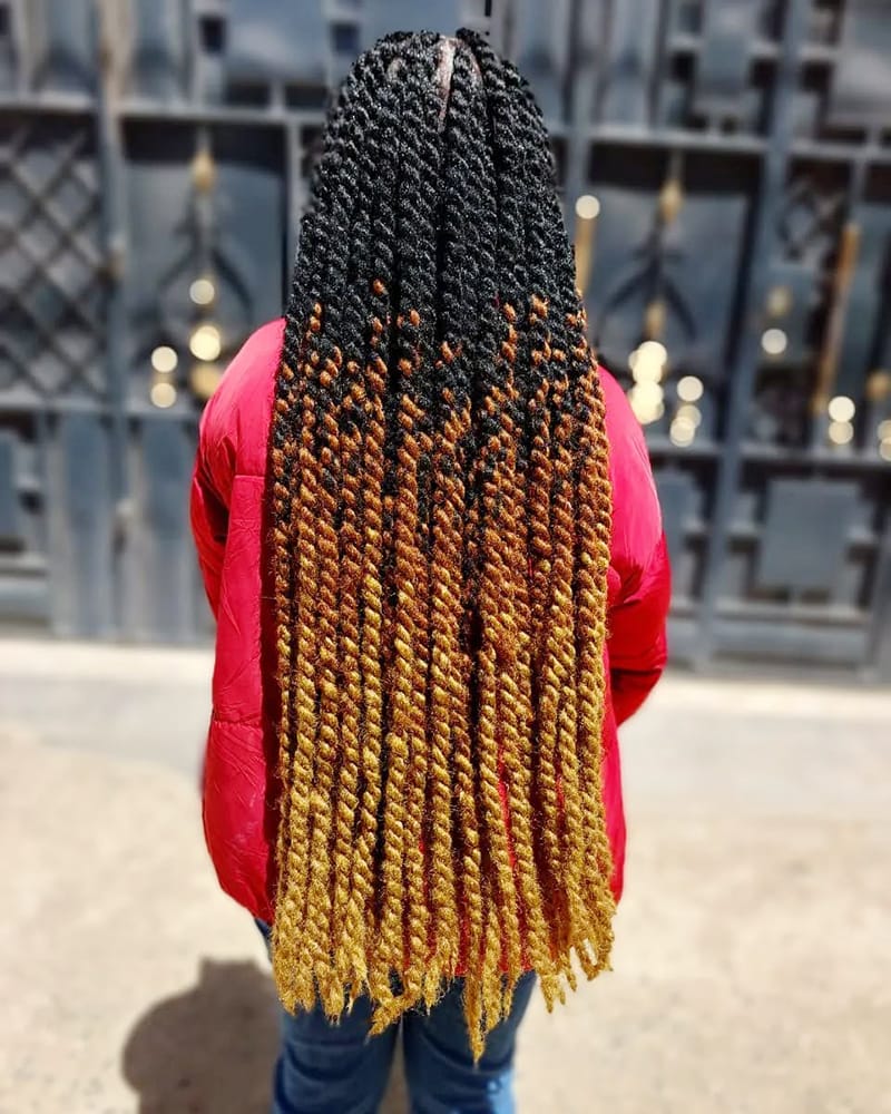 Multi-Colored Long Twists