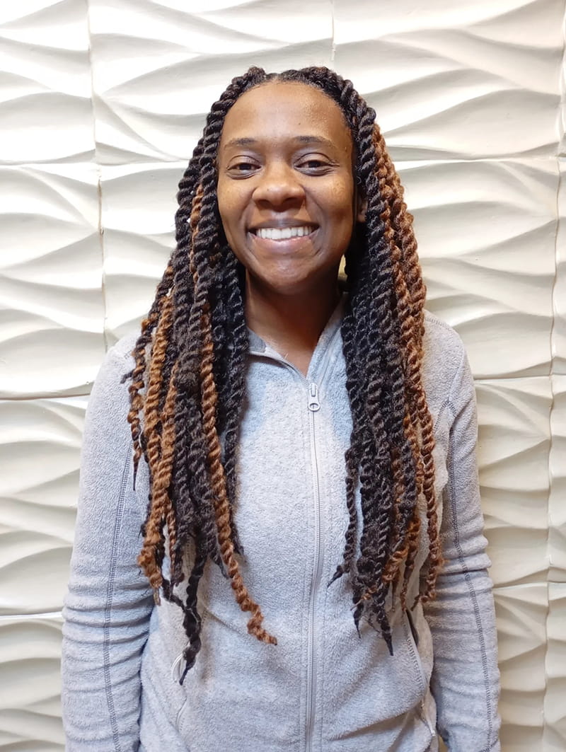 Multi-Colored Long Twists